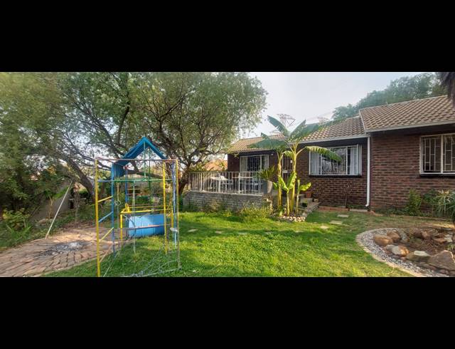 3 BEDROOM FREESTANDING FOR SALE IN NORKEM PARK